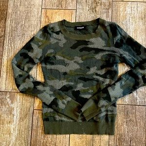 Express camouflage sweater